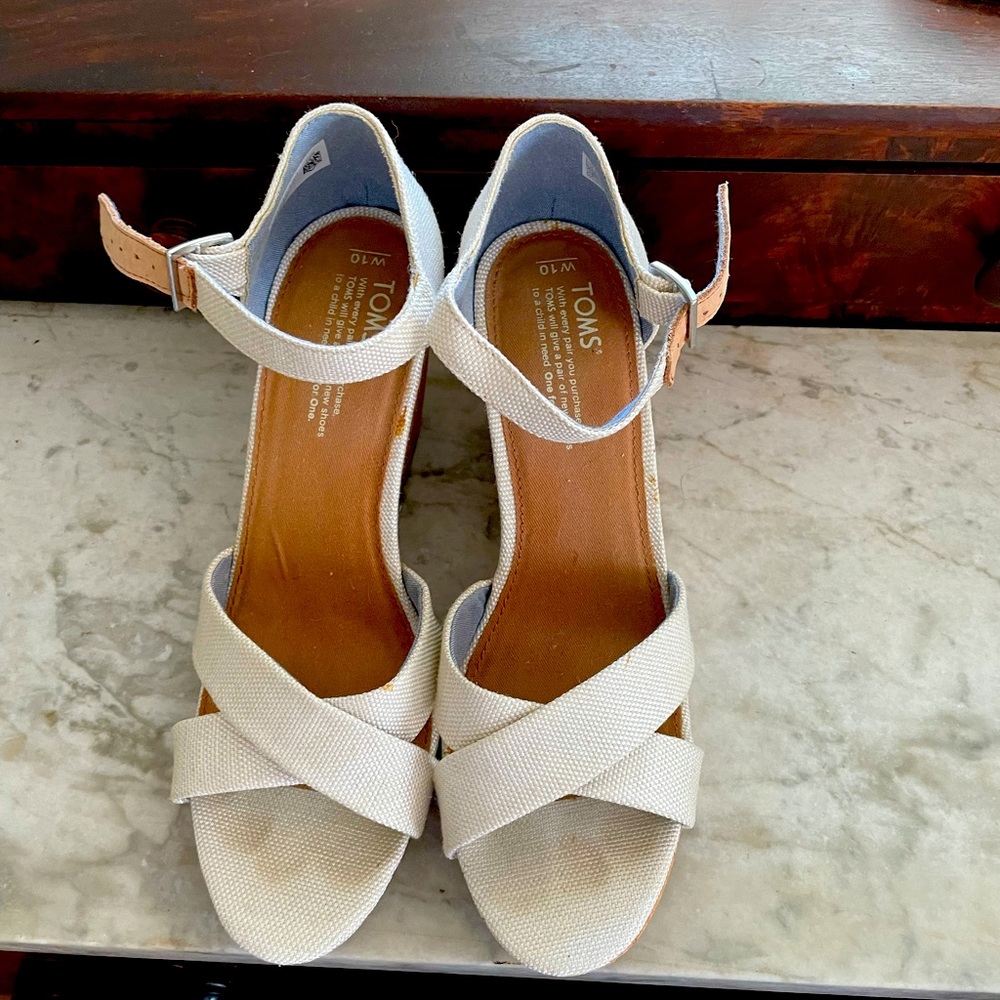 Tom’s Pebble Cork Wedge with ankle strap.